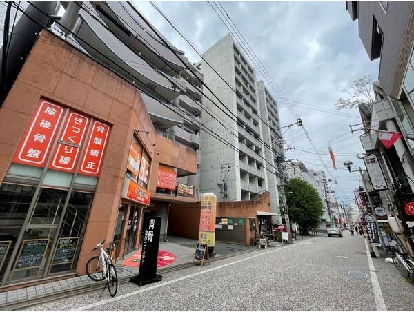 楠原ビルの外観