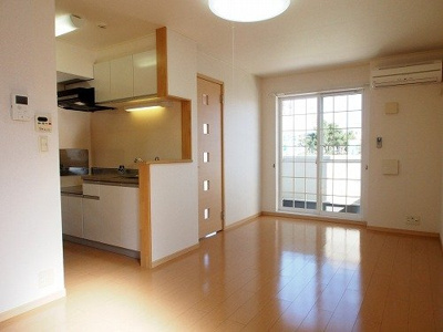 【居間・リビング】 | ラピッド | ゆったりとしたリビングです