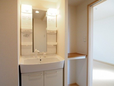 【洗面所】 | ラピッド | ゆったりとスペースのある洗面所