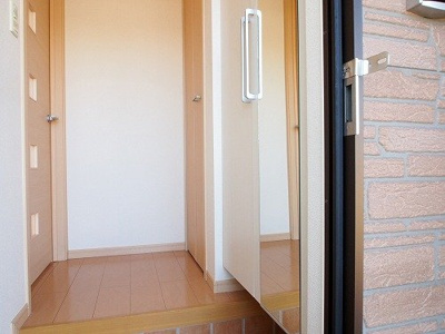 【玄関】 | ラピッド | 毎日通る玄関はこちらです