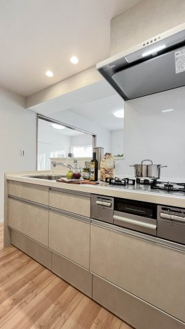 ライオンズマンションお花茶屋のキッチン|お料理しやすいキッチンです