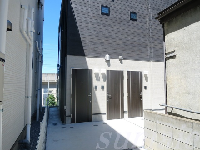 Ｇｌａｎｚ西ヶ原のエントランス|入口はこのような感じです☆