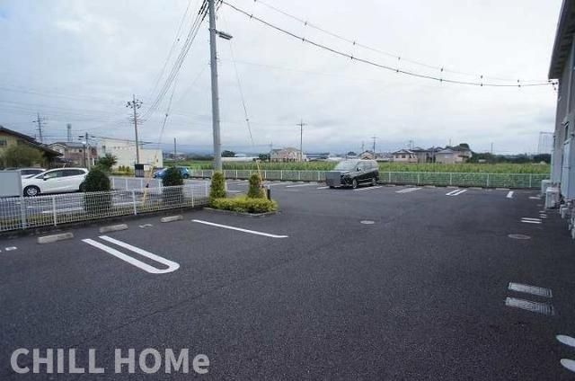 ブレッザ　Ⅱの駐車場|当社、チルホームのHPもご覧ください(^^)/物件情報多数♪