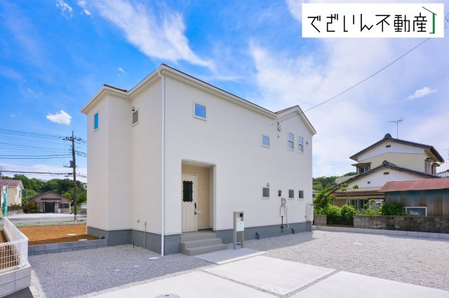 【外観】 | Livele Garden.S熊谷市中恩田　新築住宅 | ≪1号棟≫安心して暮らせる利便性と、子どもを安心して育てられる穏やかな住環境が魅力です。
現地(2026年5月撮影)