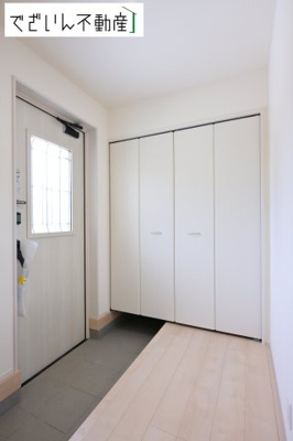 【玄関】 | Livele Garden.S熊谷市中恩田　新築住宅 | ≪1号棟≫
現地(2026年5月撮影)