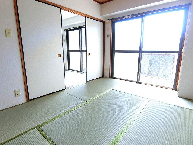 サンロード昭島の寝室|※別部屋のイメージ写真です。