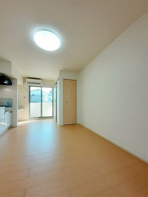 【内装】 | ｎｏｖａ