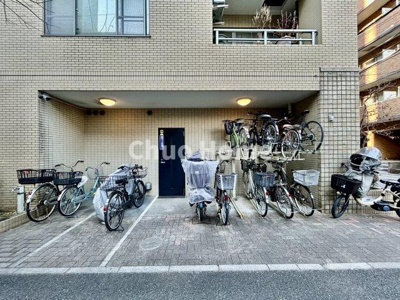 【駐輪場】 | アートコート菊川 | 【自転車置き場】最新の空き状況や費用などの詳細は担当スタッフまでお問い合わせください。