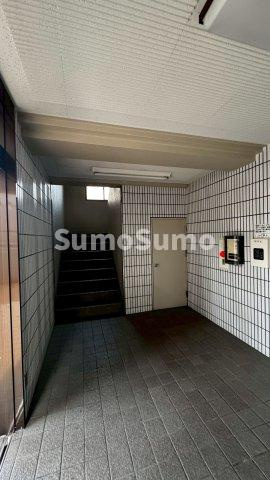 高木町2高木ビルのエントランス|毎日通るエントランスはこのようになっています