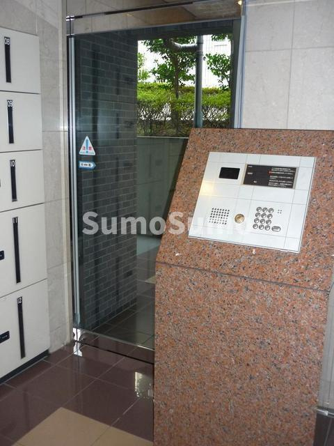 菱和パレス上目黒のエントランス|建物の内部です