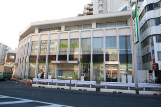 【周辺】 | 武蔵ハイツⅠ | 三井住友銀行　国領支店まで561m