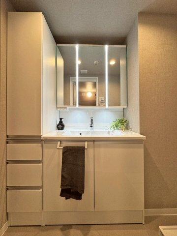 セレーノラ・ヴィータ幸町中央の独立洗面台