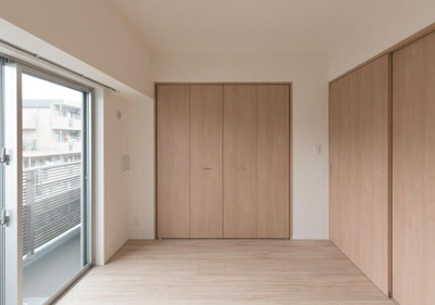 【寝室】 | エストゥルース両国