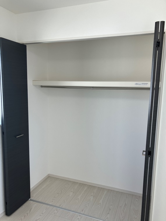 長津田戸建の収納