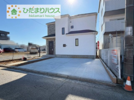 【駐車場】 | 守谷市けやき台1丁目26番　新築戸建 | ご家族でお車に乗る方に！駐車場2台分あります！