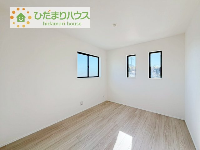 【洋室】 | 守谷市けやき台1丁目26番　新築戸建 | 洋室は高い天井のゆったりとした空間を演出(^^)/
