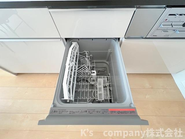 藤沢市片瀬海岸2丁目　ライオンズマンション片瀬江ノ島第２のキッチン|食器洗い乾燥機付きで家事の時短に役立ちます☆