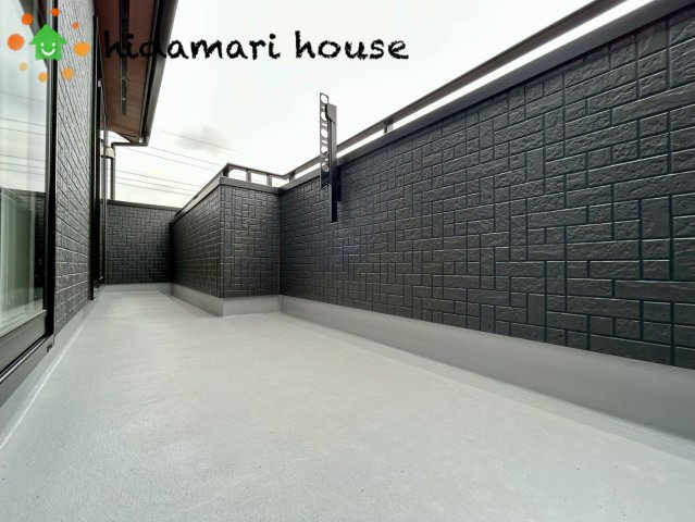 上尾市原市12期　新築戸建　ブルーミング01のバルコニー