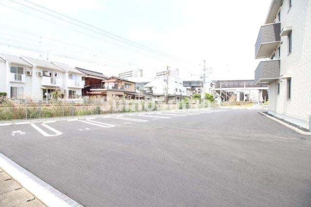 D-room笹原駅南の駐車場