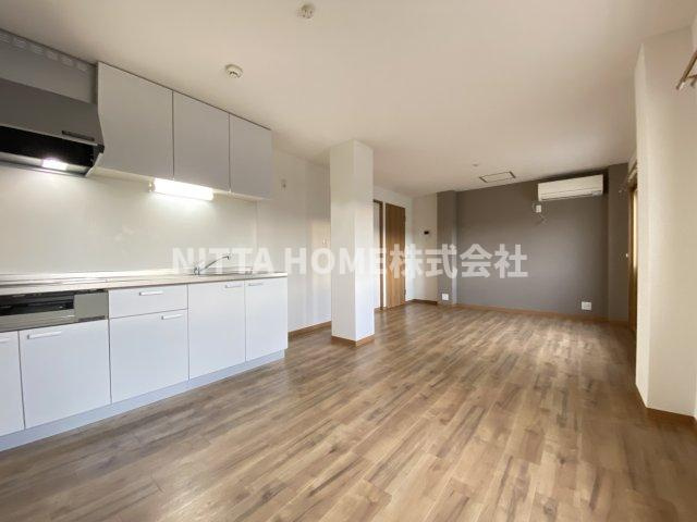 エールとよおかビルの洋室|２階の角部屋に空き予定です◆