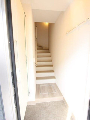 【玄関】 | プティモンターニュ