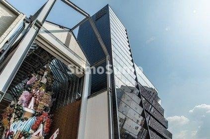 LLOYD’S HAKATA