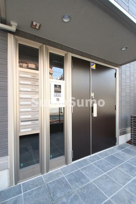 CASA白金のエントランス