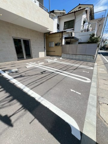 LittleDream the startの駐車場