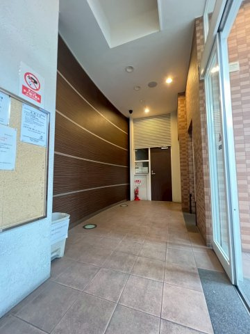 F・PARC博多駅南のロビー