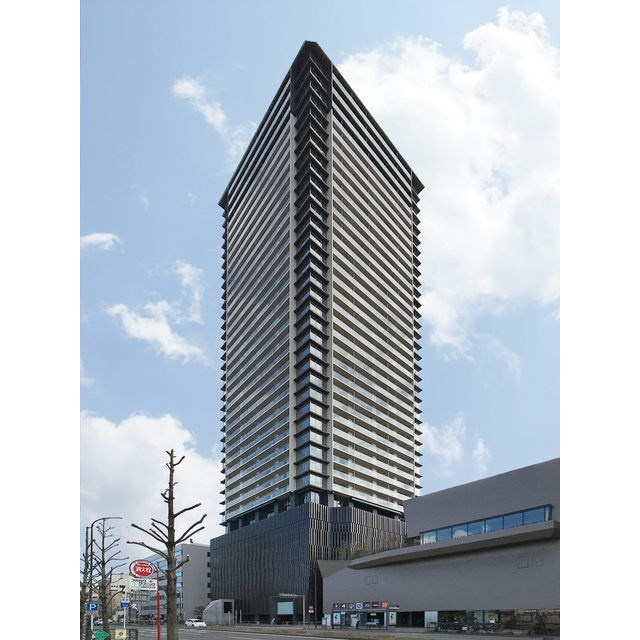 Brillia Tower西新の外観