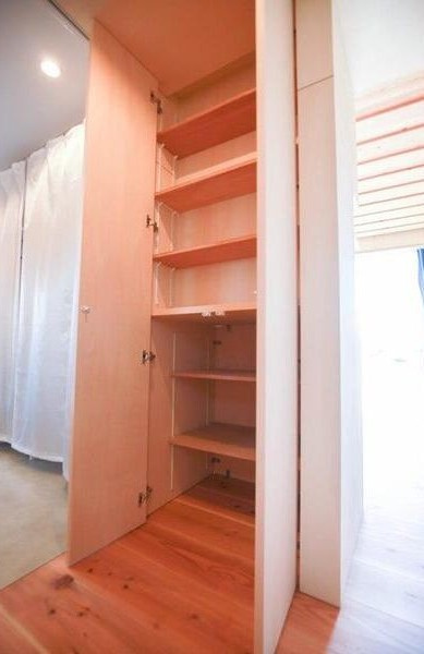 大池町汐取戸建の収納