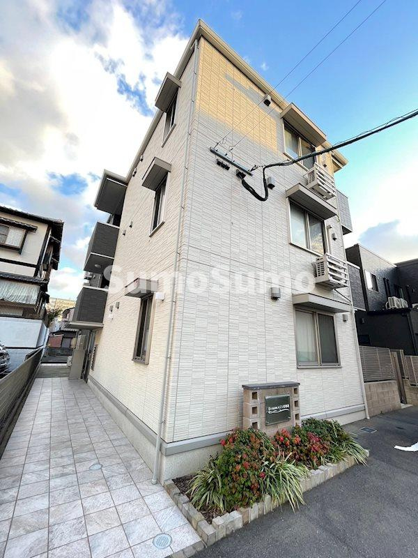 D-roomメゾン空港通の外観
