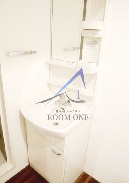 LEGALAND西小山の洗面所|洗面台です。