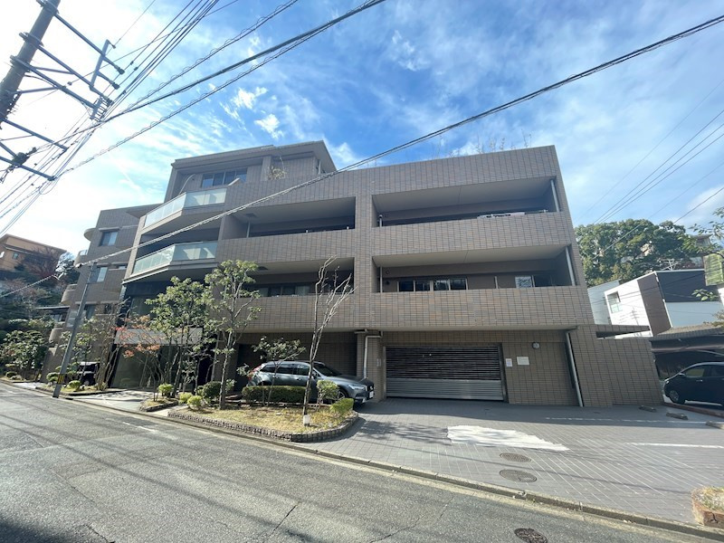 KDXレジデンス平尾浄水町の外観