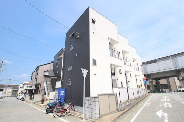 Lea吉塚の外観