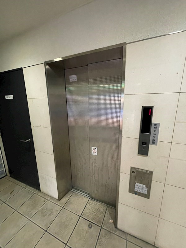 OMK大橋駅前のエントランス