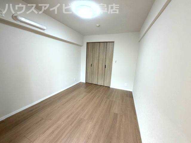 【洋室】の画像