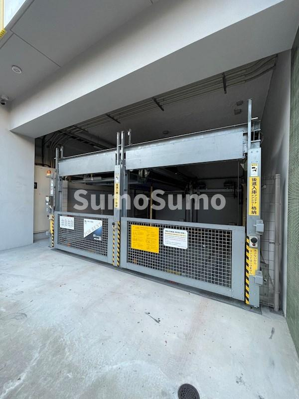 MODERN PALAZZO大濠スクエアの駐車場