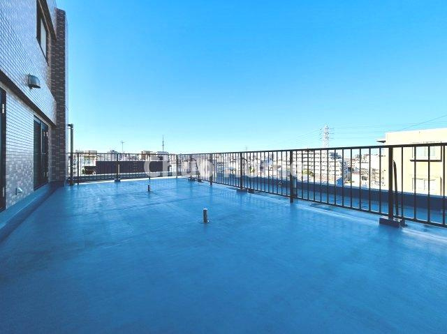 ディナ・スカーラお花茶屋のバルコニー|ルーフバルコニー