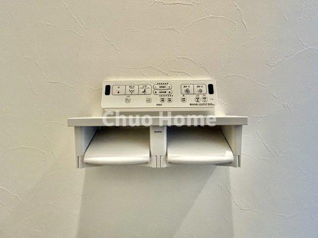 ディナ・スカーラお花茶屋の内装|【ウォシュレット】清潔に使いたいお手洗いには最適な設備です。もちろんウォームレットも標準装備です。