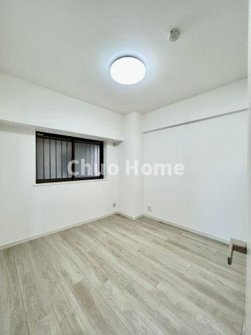 ディナ・スカーラお花茶屋の子供部屋|【子供部屋】お子様を持つ家庭の約6割が「家族や子どものため」に購入を希望。入学後の転校を避け、広い空間でのびのび育てたいなどの親心が、家探しのきっかけになっているようです。