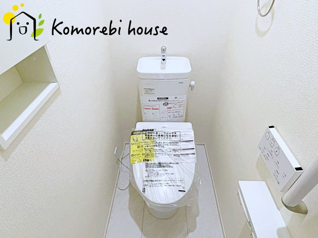 さいたま市北区別所町　2期　新築一戸建て　ブルーミングガーデン　01のトイレ|トイレです