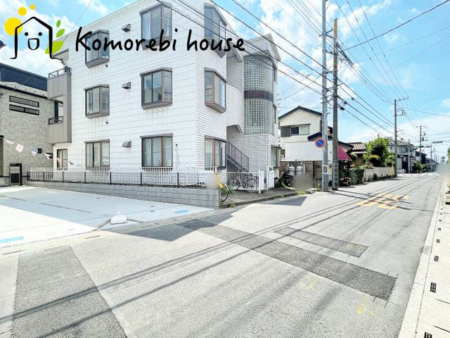 さいたま市北区別所町　2期　新築一戸建て　ブルーミングガーデン　01の前面道路含む現地写真|前面道路含む現地写真です
