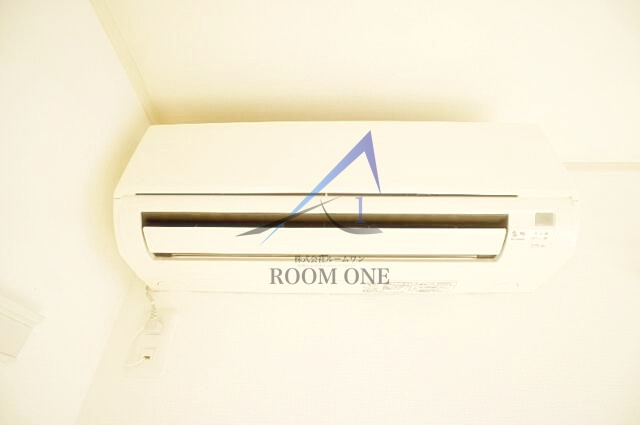 アムール・Ｗの設備|エアコンです。