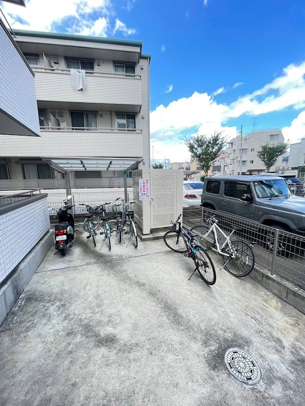T’s　Coatの駐車場