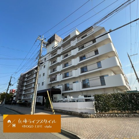 シャトー西宮の外観