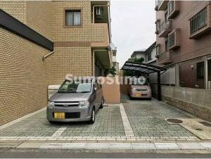 SY高宮の駐車場