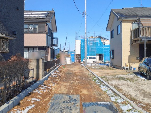 富士見市大字上南畑の新築一戸建の前面道路含む現地写真