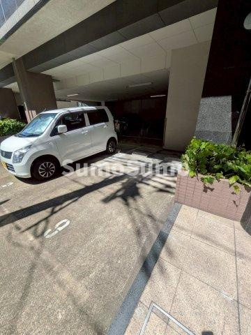 アクタス博多の駐車場