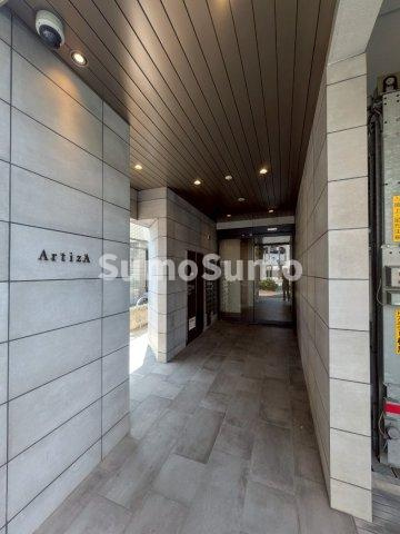 アルティザ博多駅前のエントランス